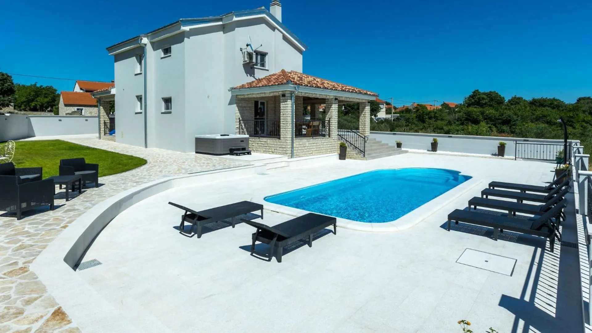 Holiday Home Villa Tranquil Haven By Interhome Vlasnovic